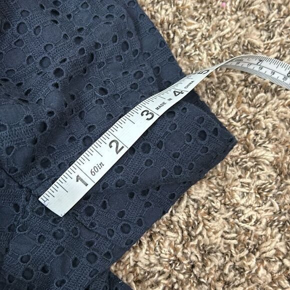 Cabi Navy Blue Eyelet Skort Lined Skirt-Look Front/Shorts Back Sz 4 - Picture 9 of 11